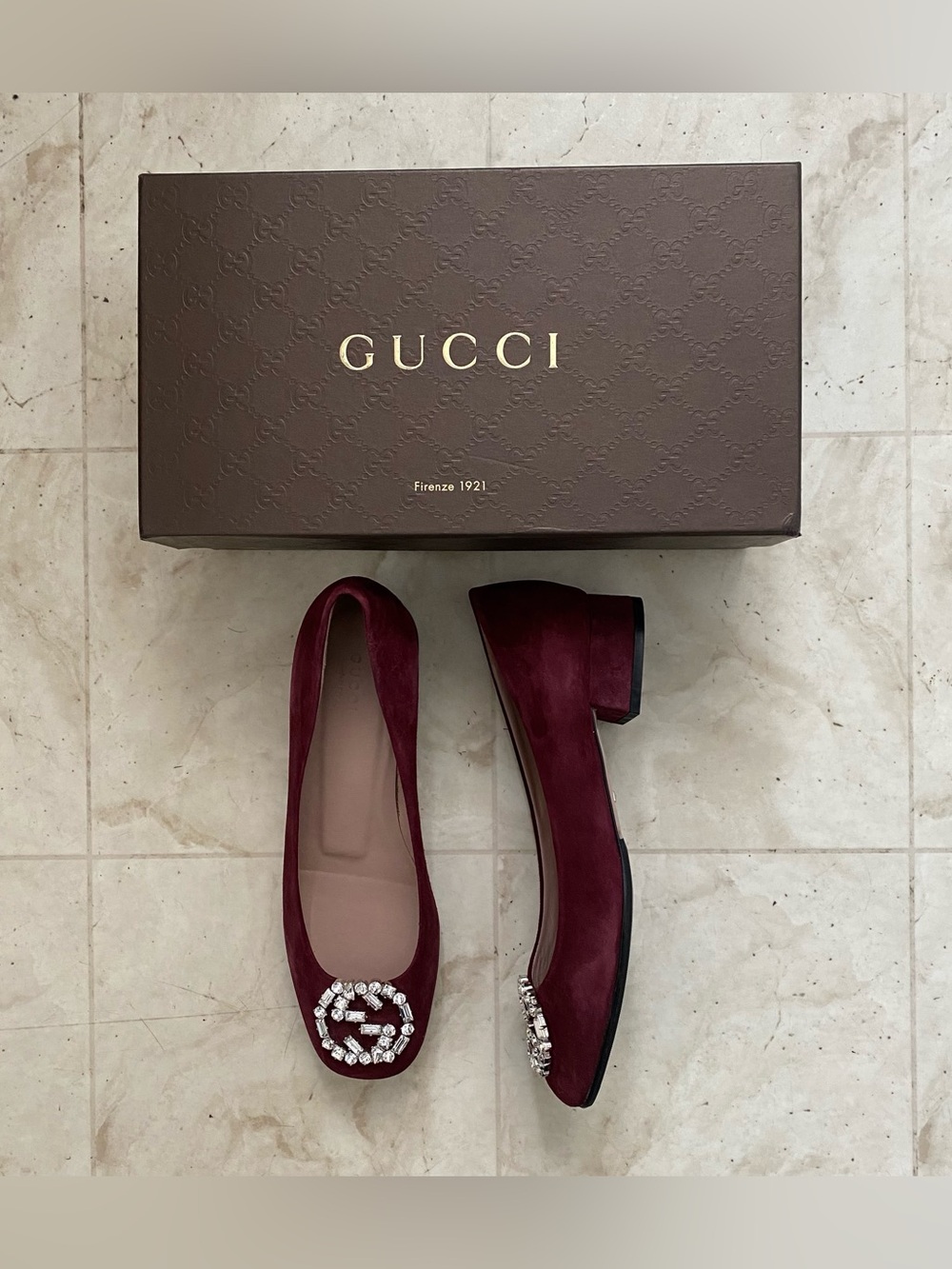 Gucci Interlocking G Burgundy Suede Crystal Embellished Block Heels Pumps Size 9